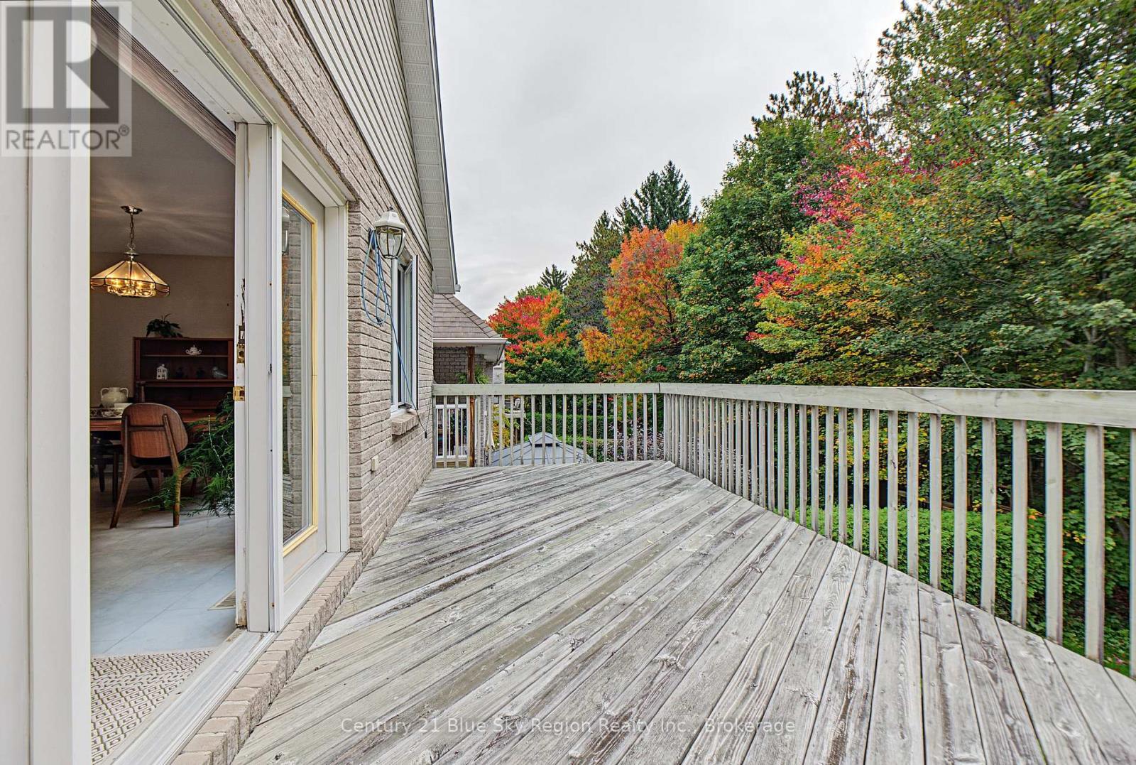 35 JANEY AVENUE - 13