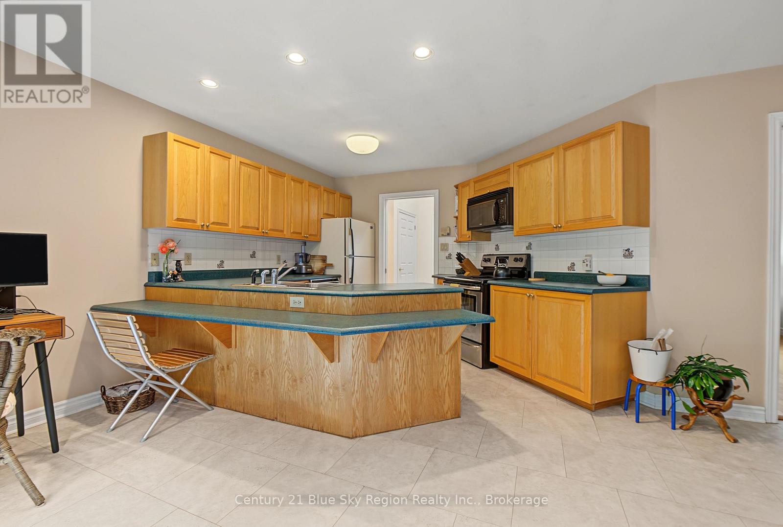35 Janey Avenue — photo 14