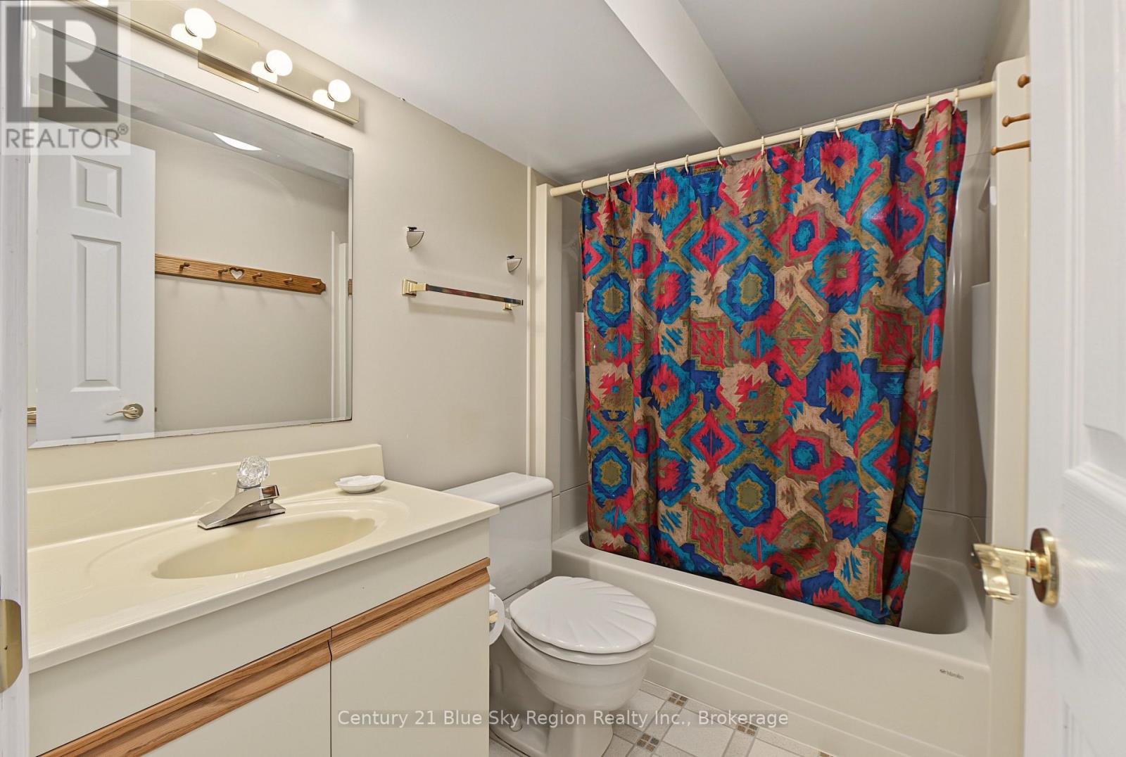 35 Janey Avenue — photo 32