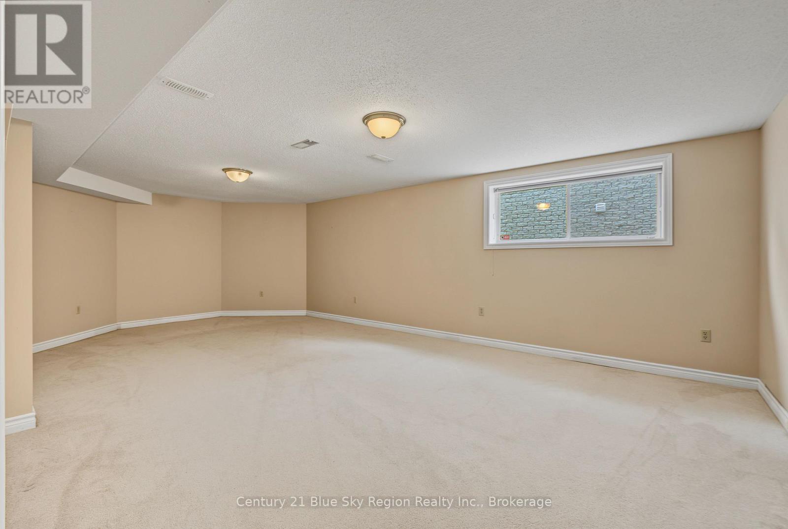 35 JANEY AVENUE - 35
