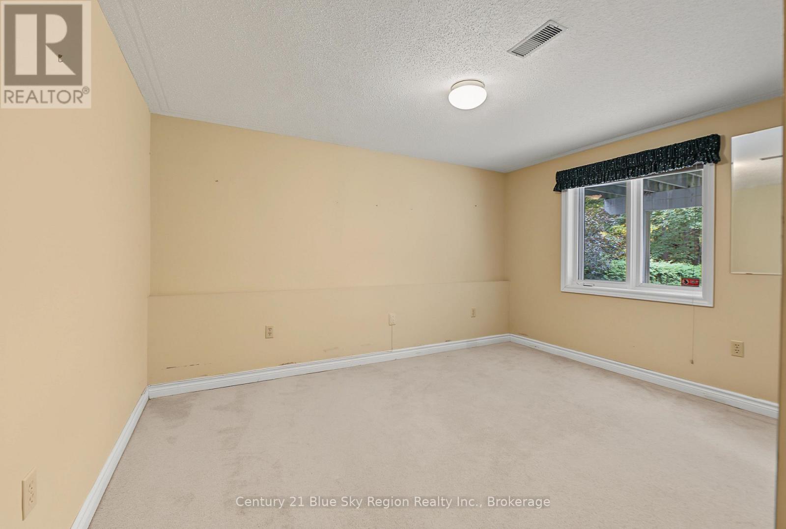 35 Janey Avenue — photo 39