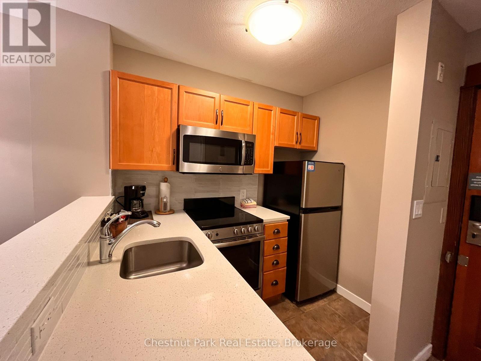 156 Jozo Weider Boulevard — photo 23