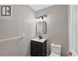 Foyer - 4996 Greenlane Road, Beamsville, ON L3J0C1 Photo 11