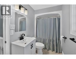 4996 Greenlane Road, Beamsville, ON L3J0C1 Photo 18