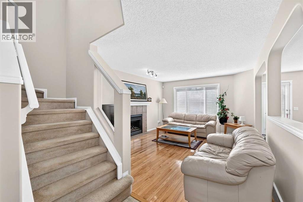 222 Saddlehorn Close NE - photo 19