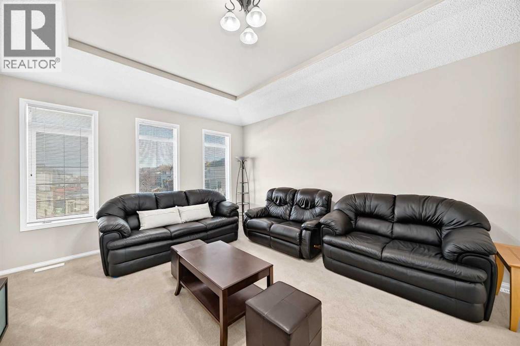 222 Saddlehorn Close NE - photo 32