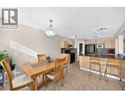 4pc Bathroom - 222 Saddlehorn Close Ne, Calgary, AB T3J5C5 Photo 10