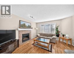 4pc Bathroom - 222 Saddlehorn Close Ne, Calgary, AB T3J5C5 Photo 11