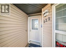 222 Saddlehorn Close NE - photo 3