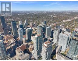 1805 - 161 Roehampton Avenue, Toronto, ON M4P0C8 Photo 30