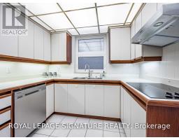 Bathroom - Main - 14a Arlington Avenue, Toronto, ON M6G3K8 Photo 6