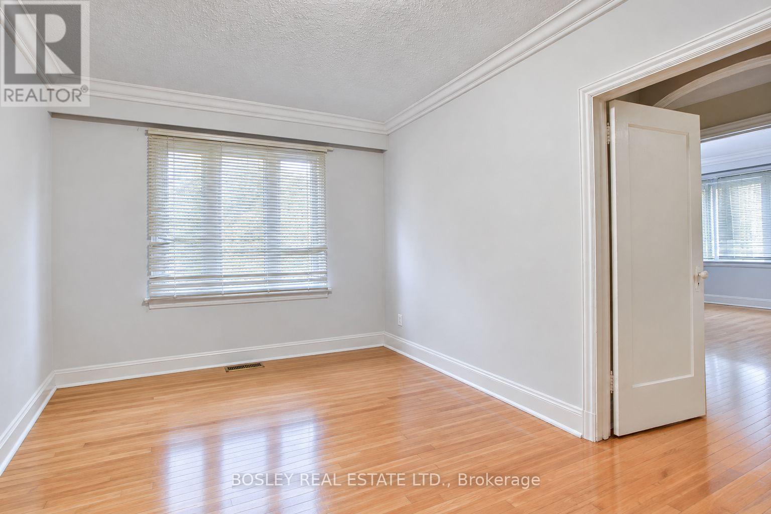 1393 Avenue Road, Toronto, ON photo 6