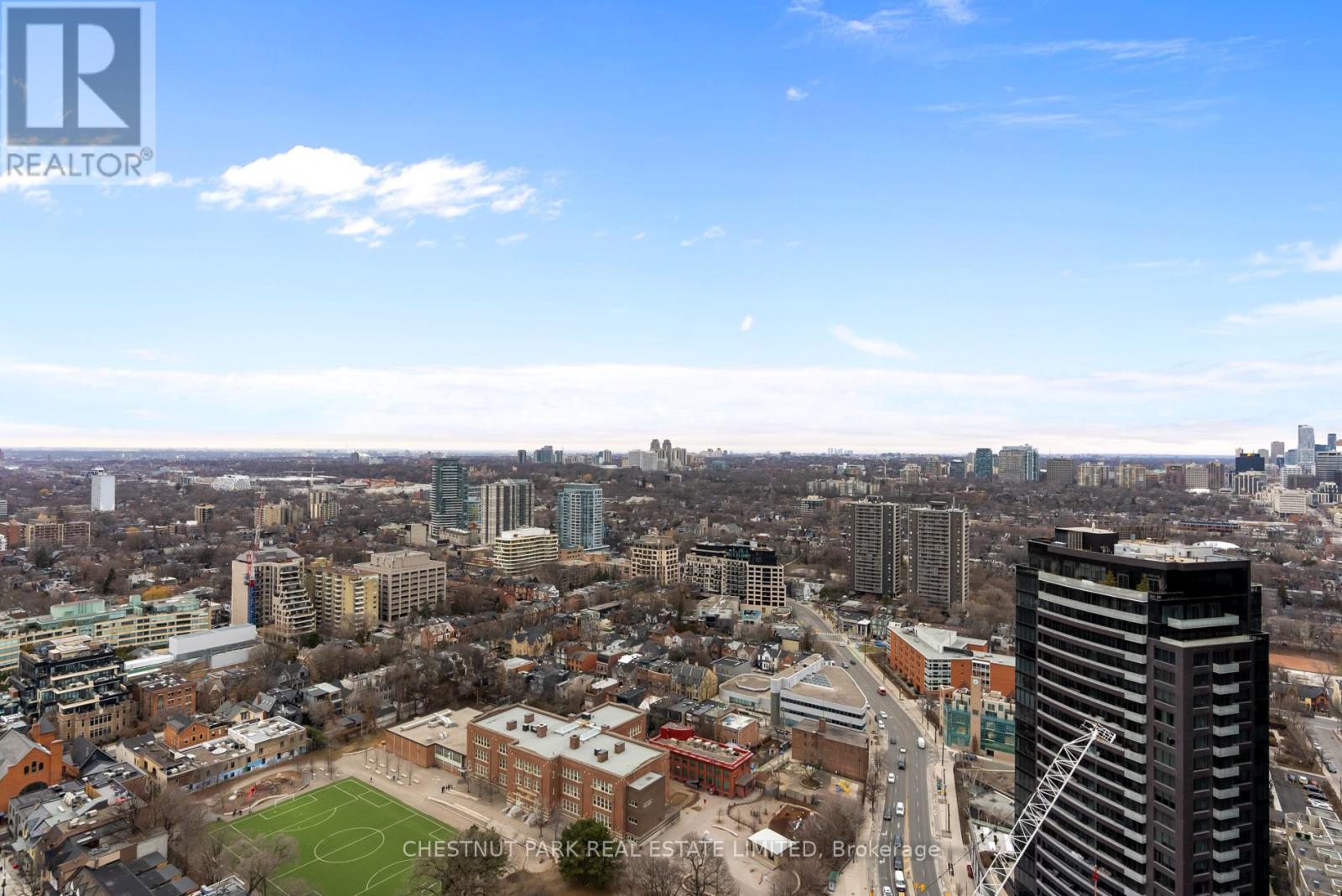 50 Yorkville Avenue — photo 11