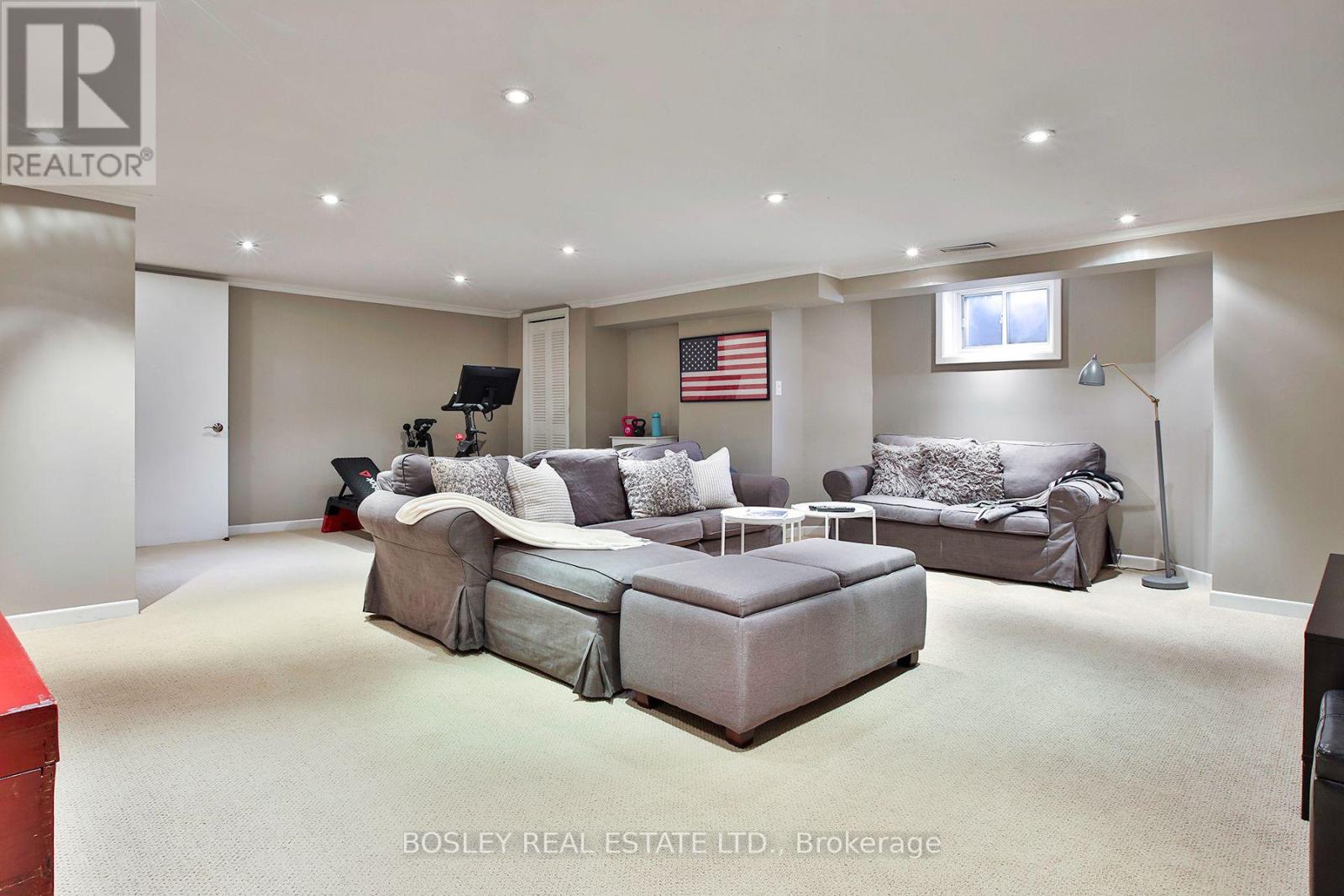 253 GLENVIEW AVENUE - 37