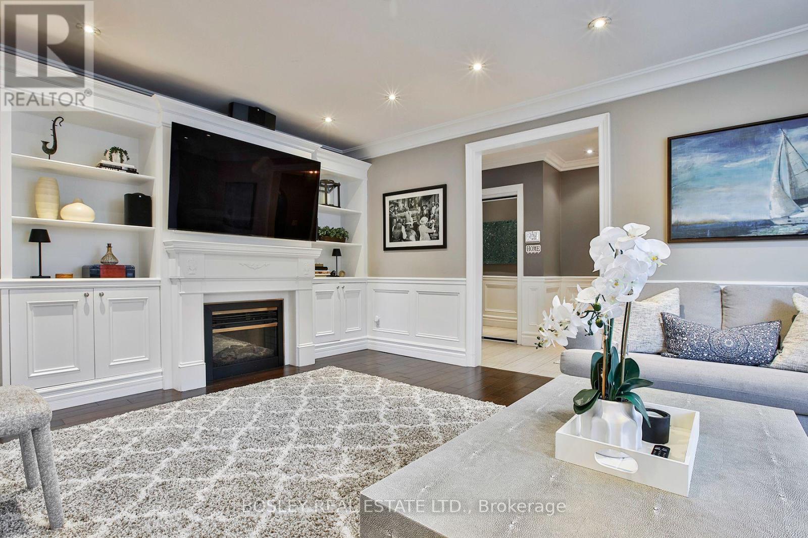 253 Glenview Avenue, Toronto, ON photo 8