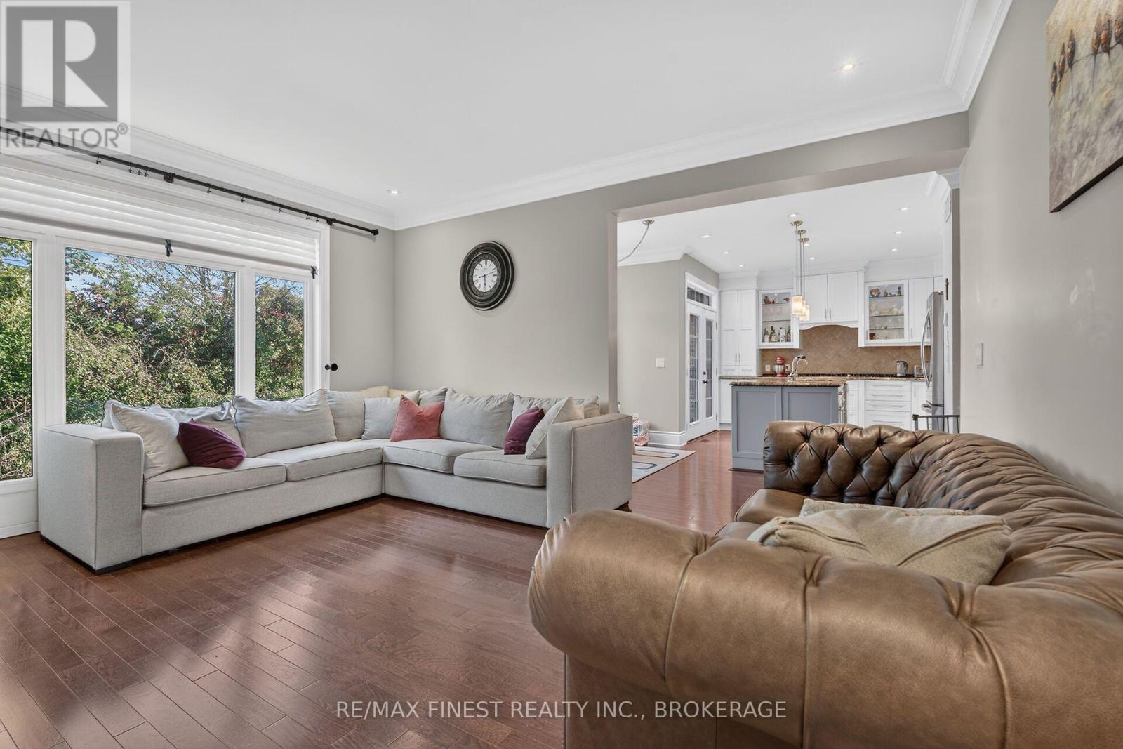 589 Fieldstone Drive — photo 10