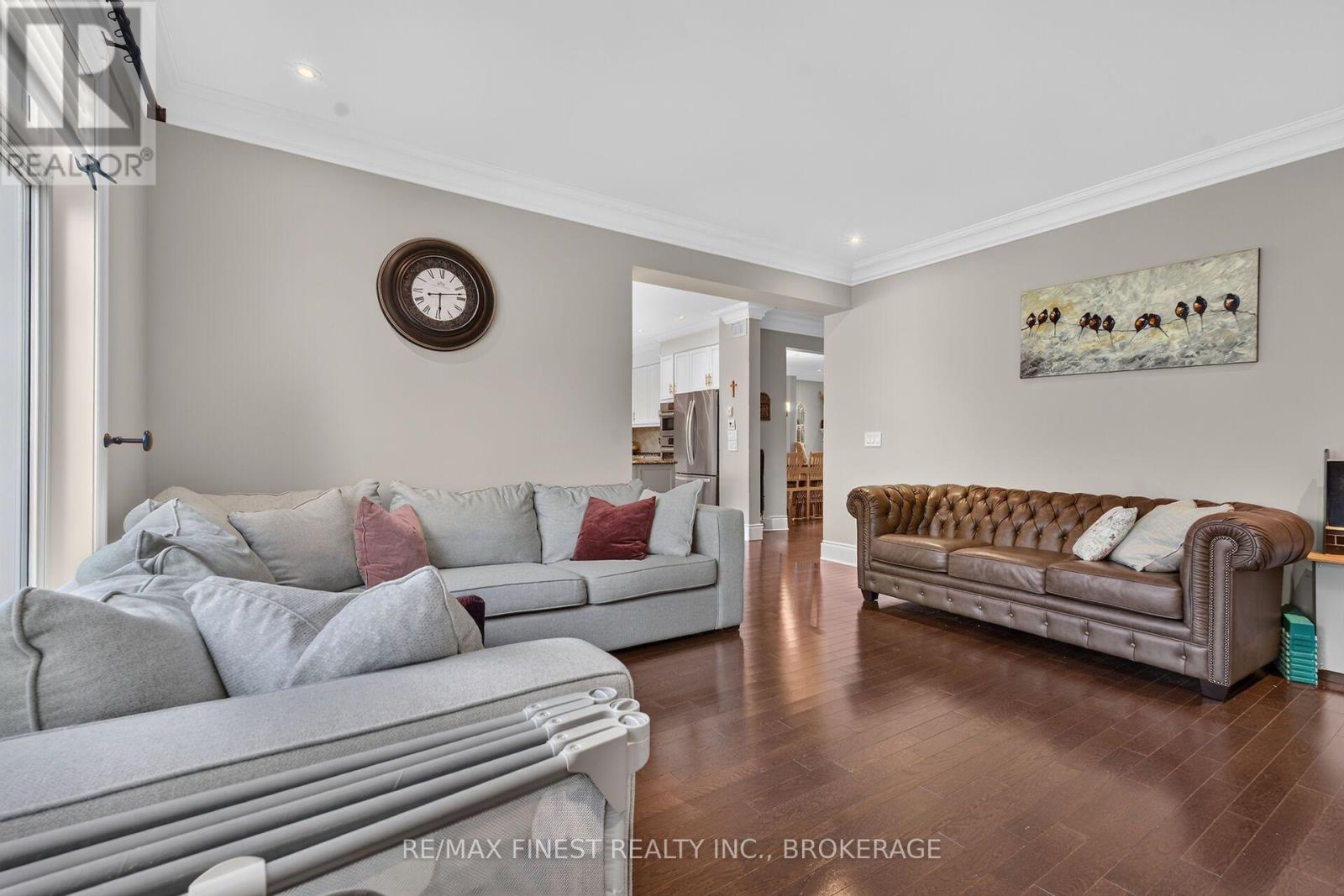 589 Fieldstone Drive — photo 11