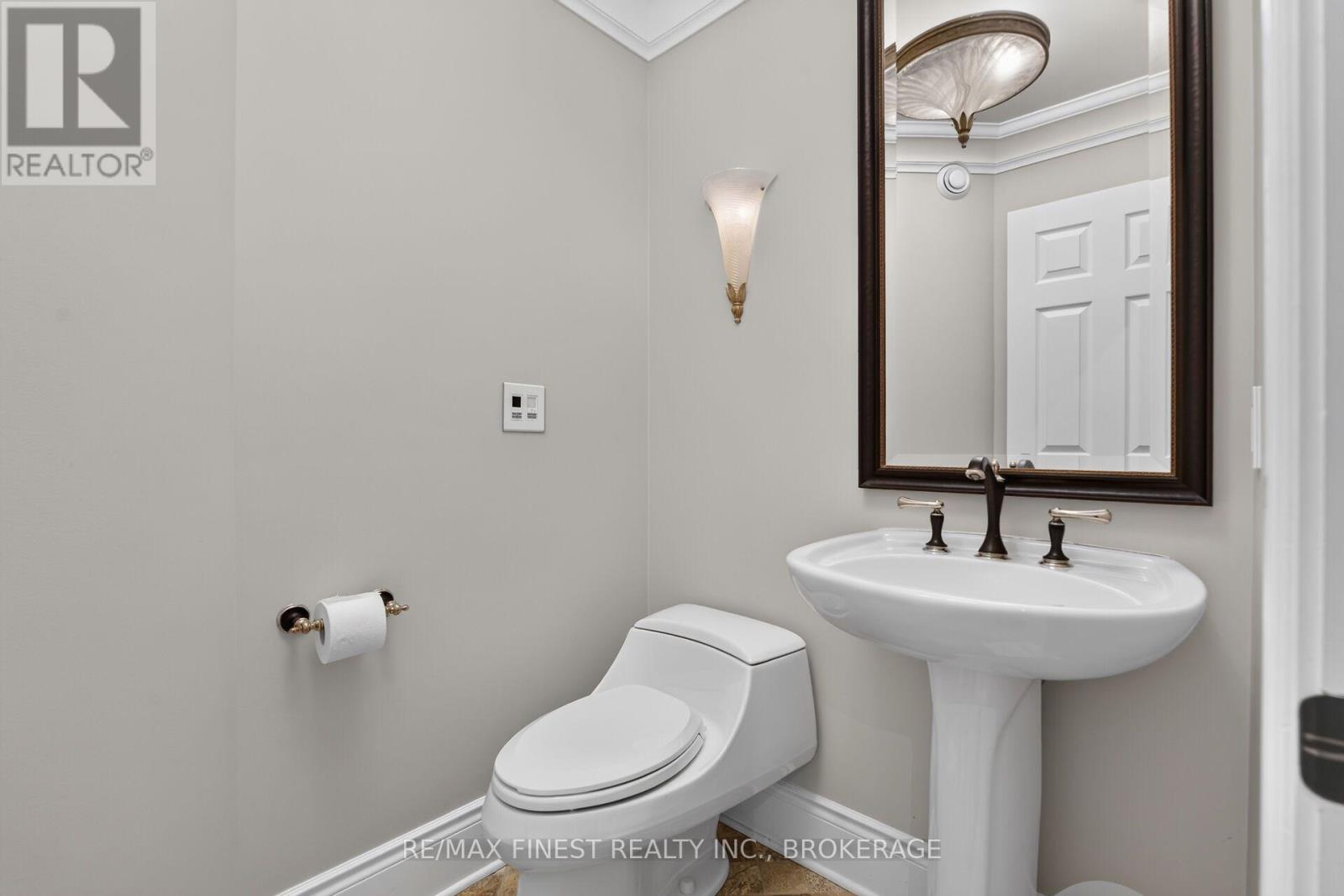 589 Fieldstone Drive — photo 18