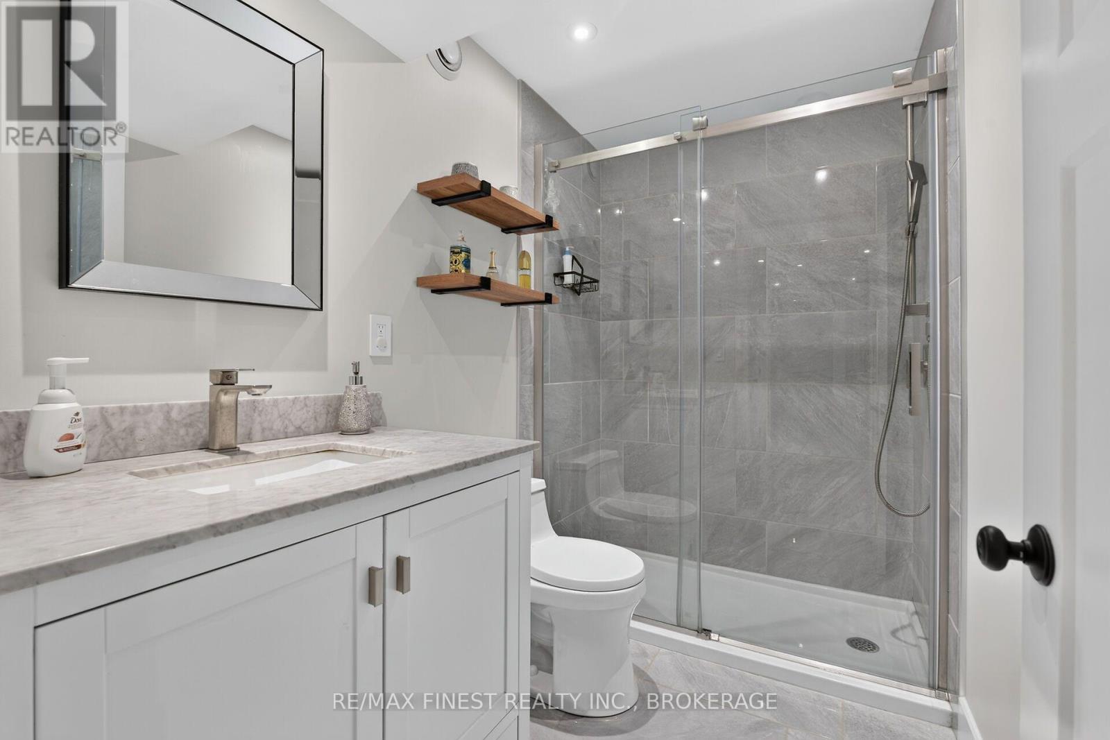 589 Fieldstone Drive — photo 34
