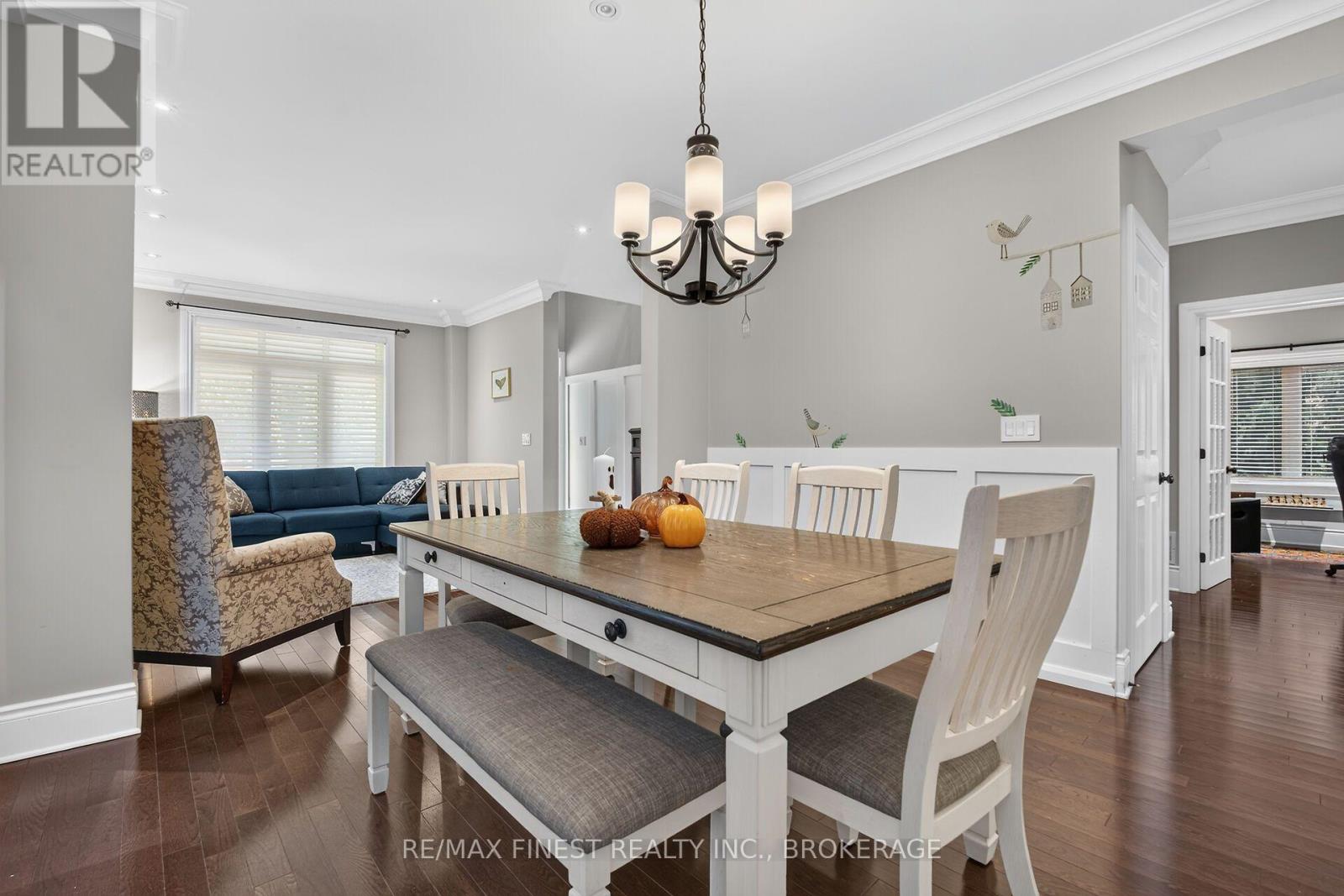 589 Fieldstone Drive — photo 8