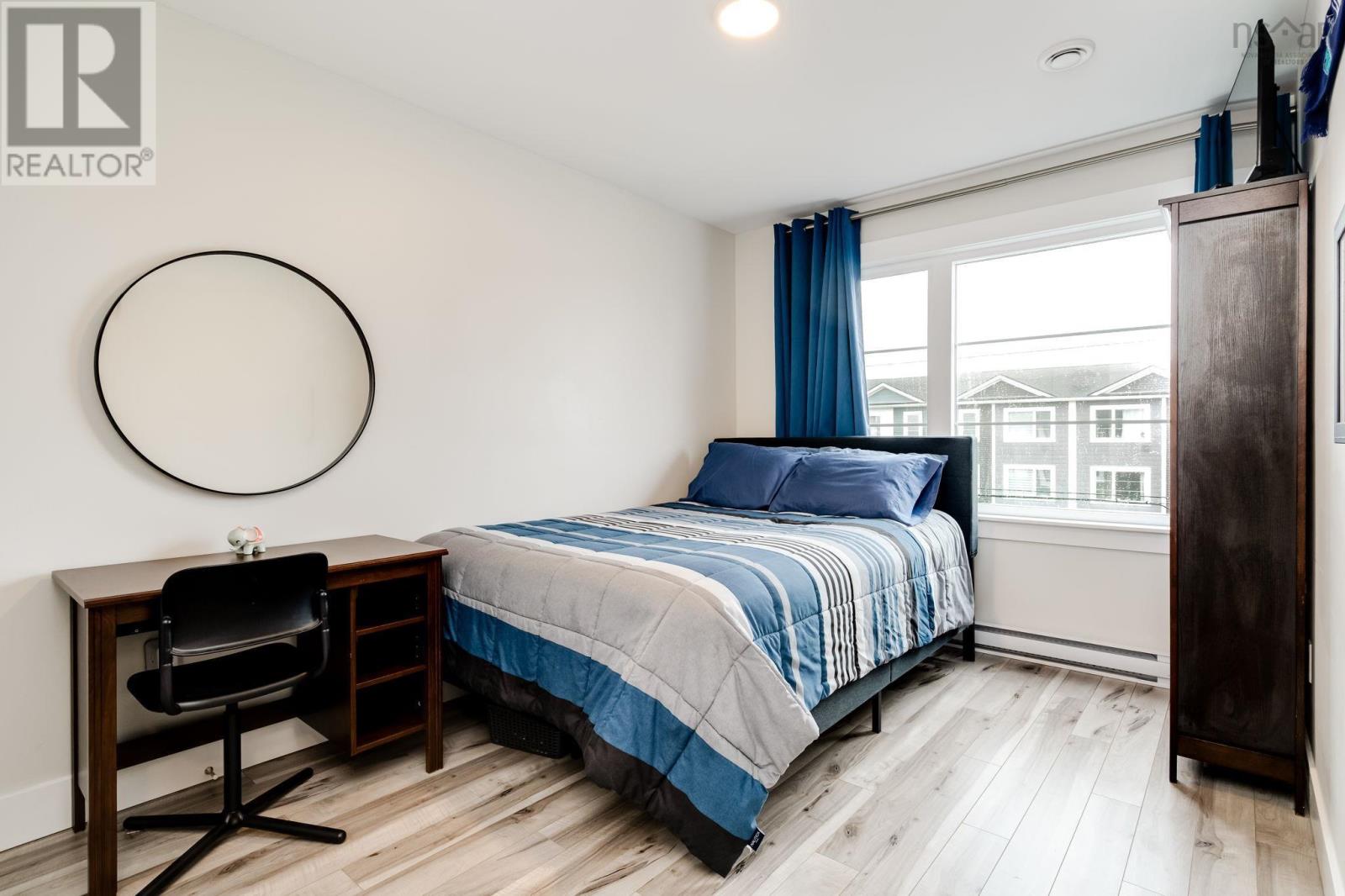 Property 30 of 43 of 69 Flatrock Crescent