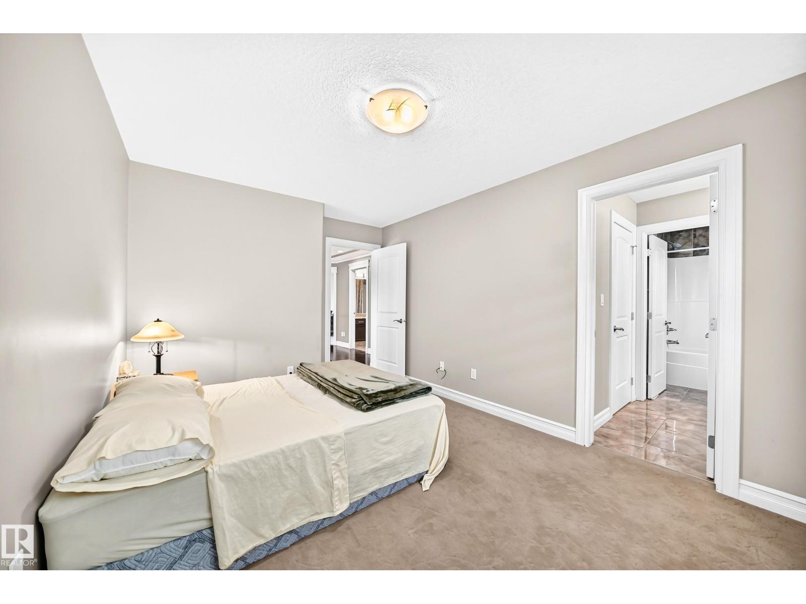 7211 170 Avenue NW, photo 52