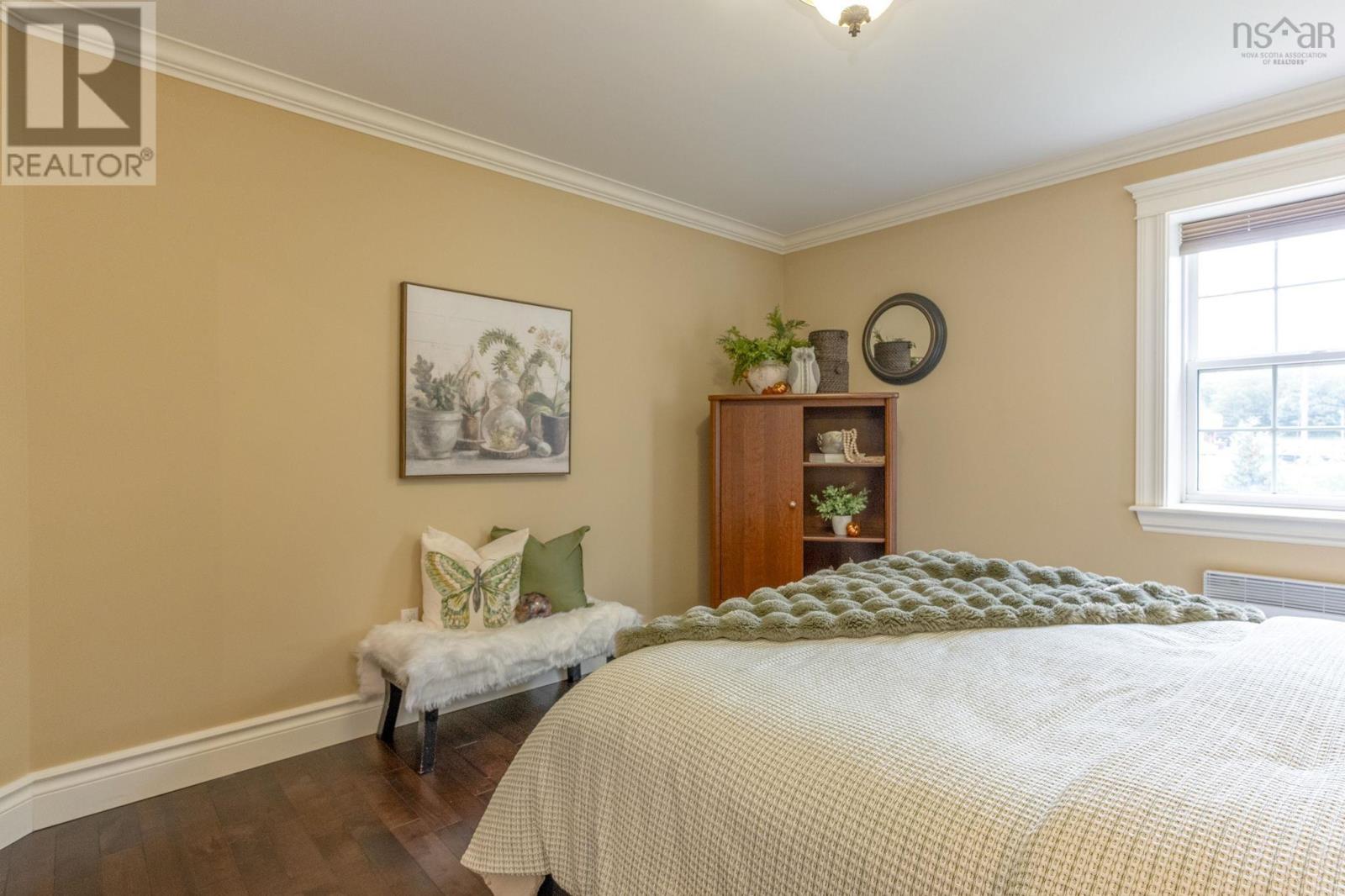 1563 Sarah Drive - 37