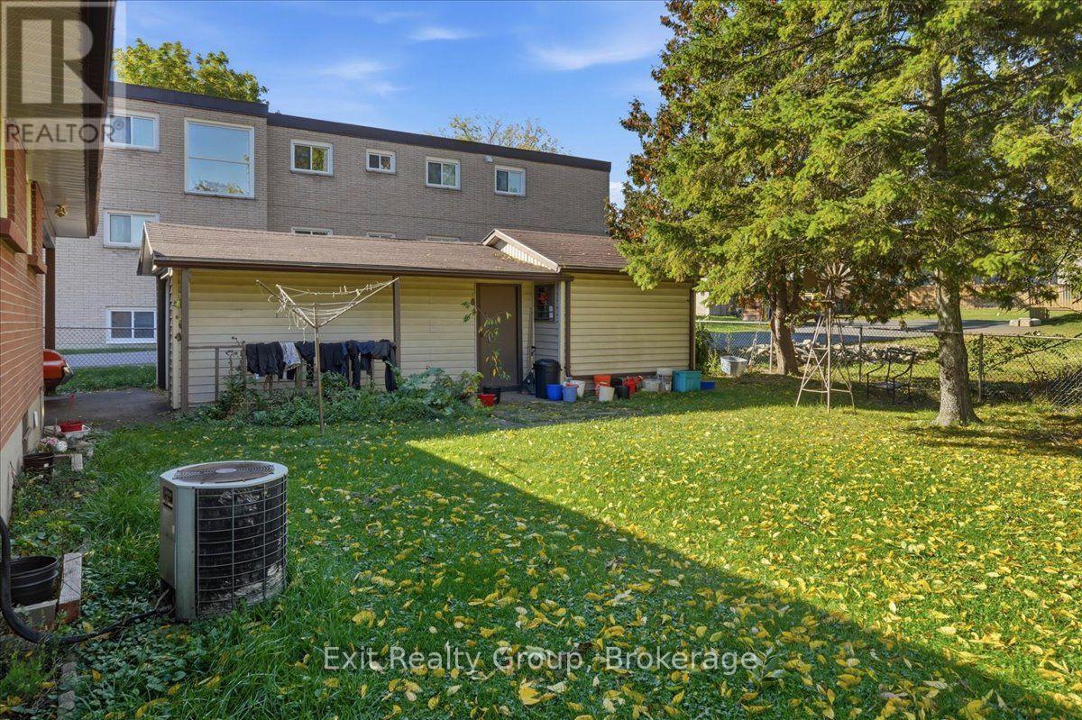196 Yeomans Street, Belleville, ON photo 32