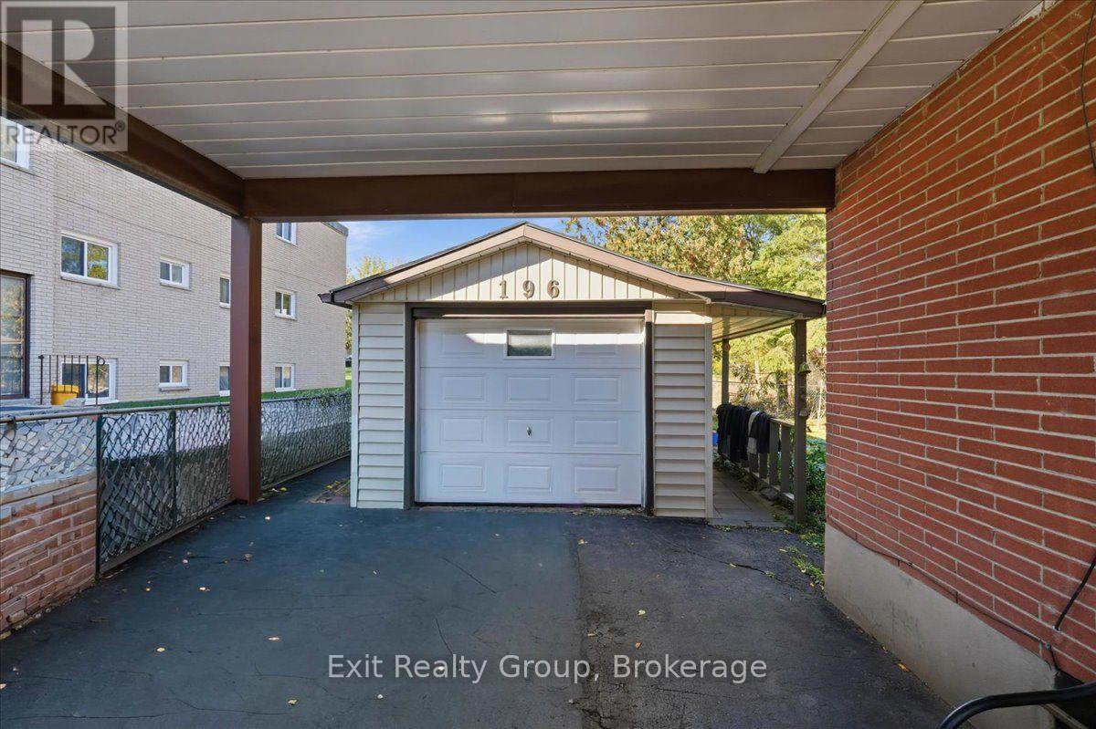 196 Yeomans Street, Belleville, ON photo 36