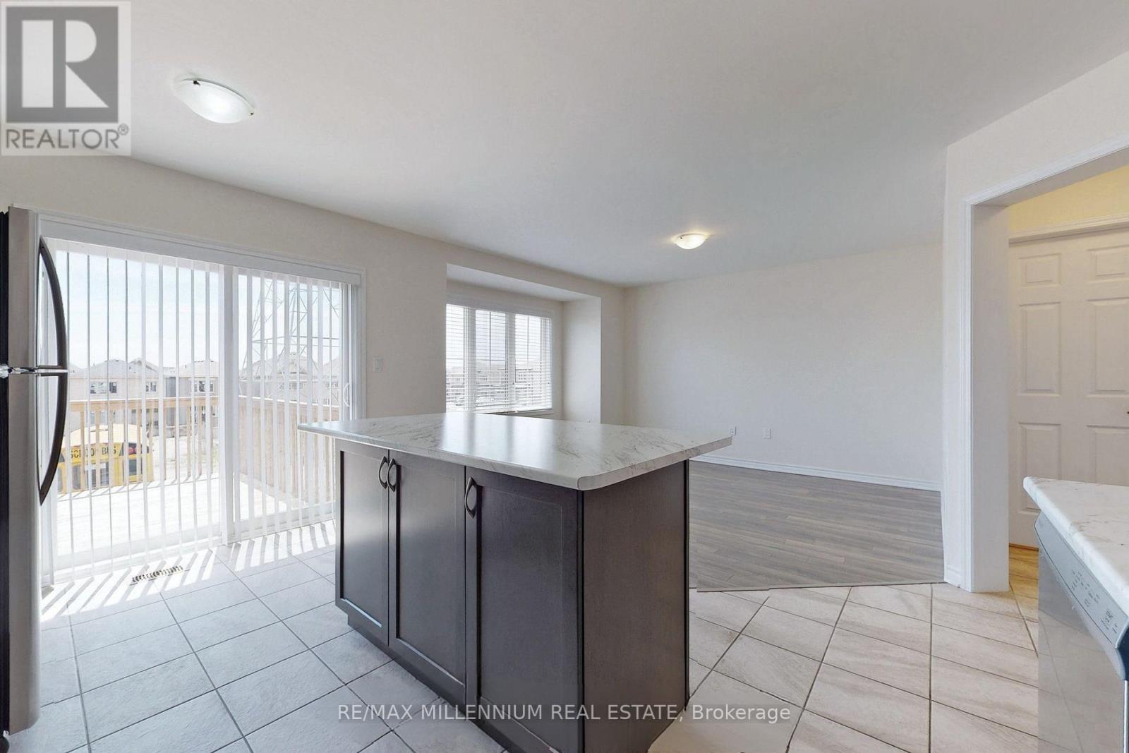 1017 Cameo Street, Pickering, ON photo 6