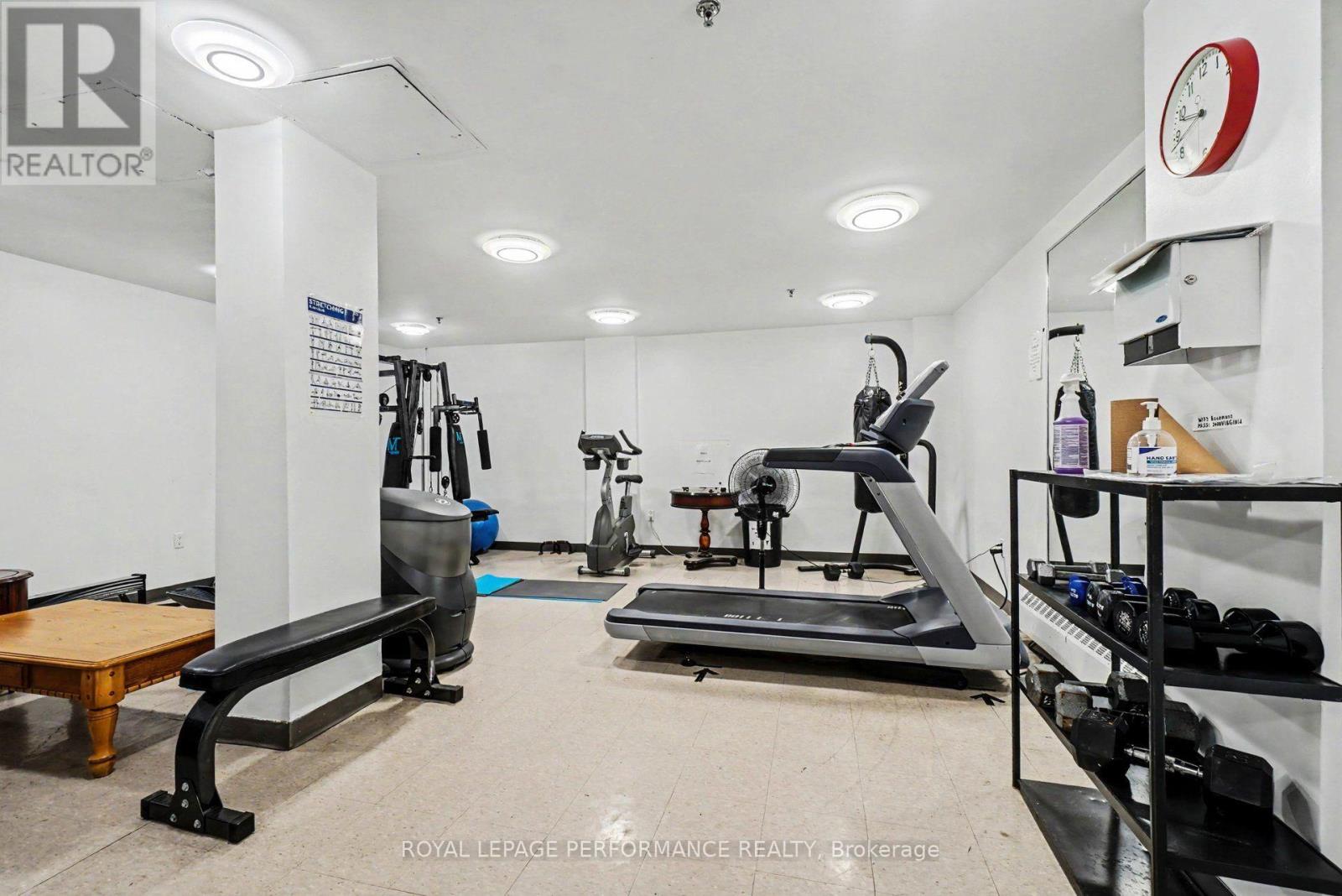 #310 2400 VIRGINIA DRIVE - 20