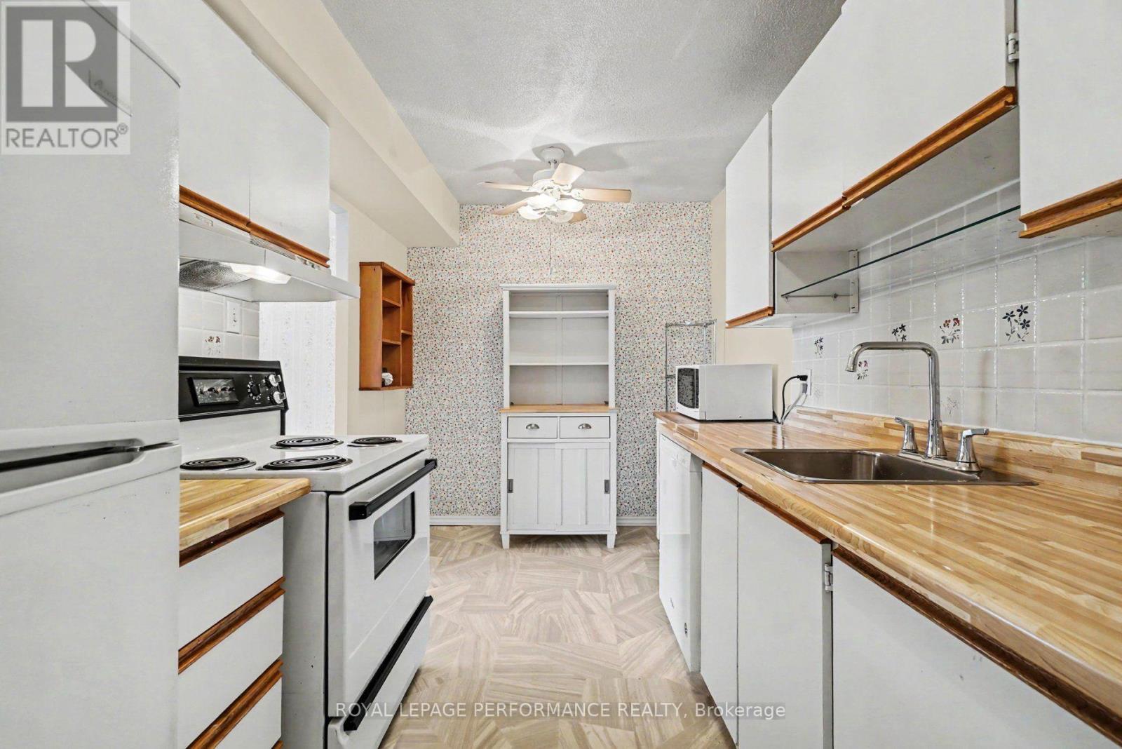 #310 2400 VIRGINIA DRIVE - 6