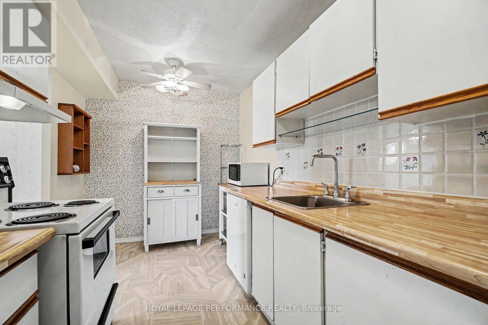 #310 2400 VIRGINIA DRIVE - 7
