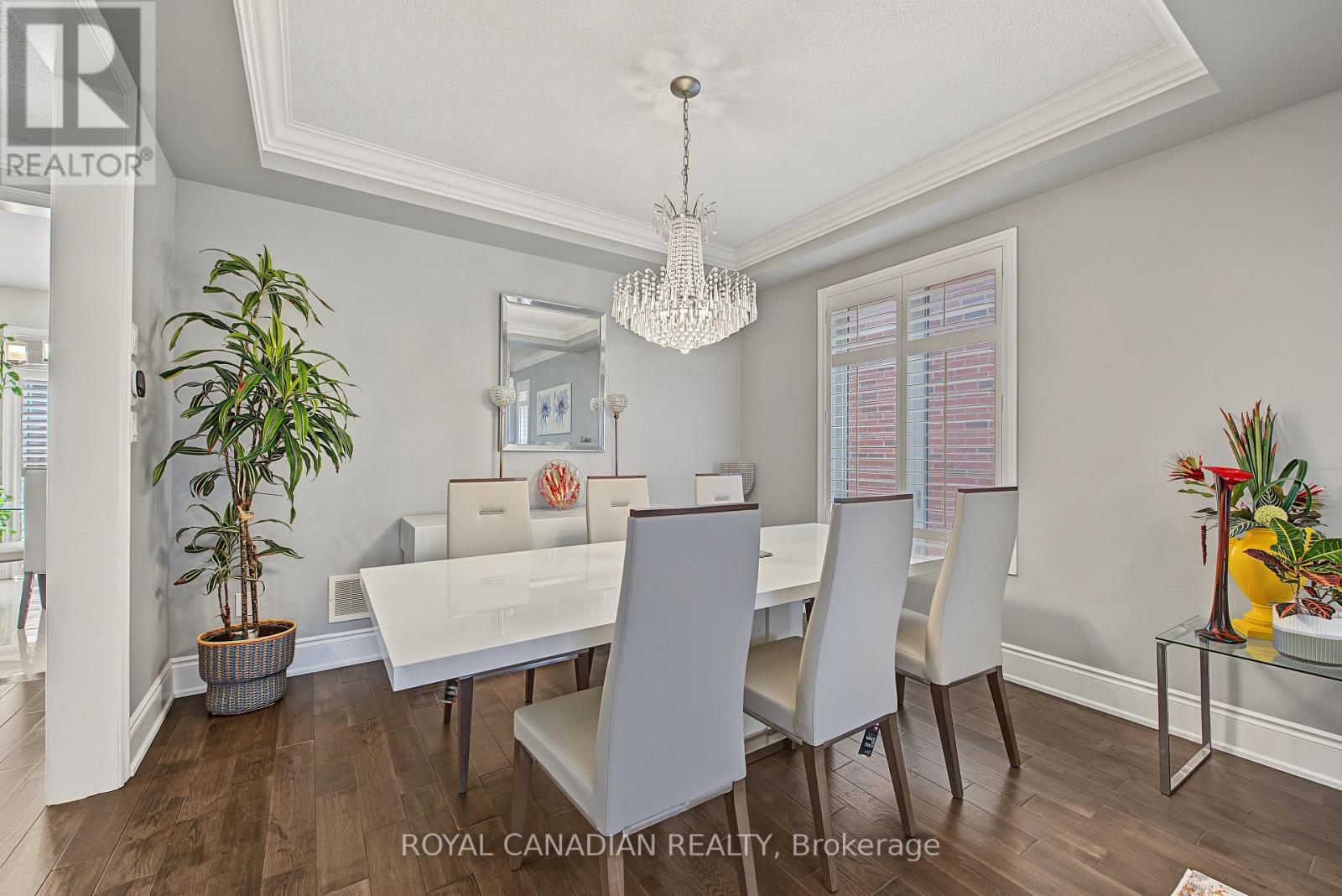 13 Island Grove, Brampton, ON photo 7