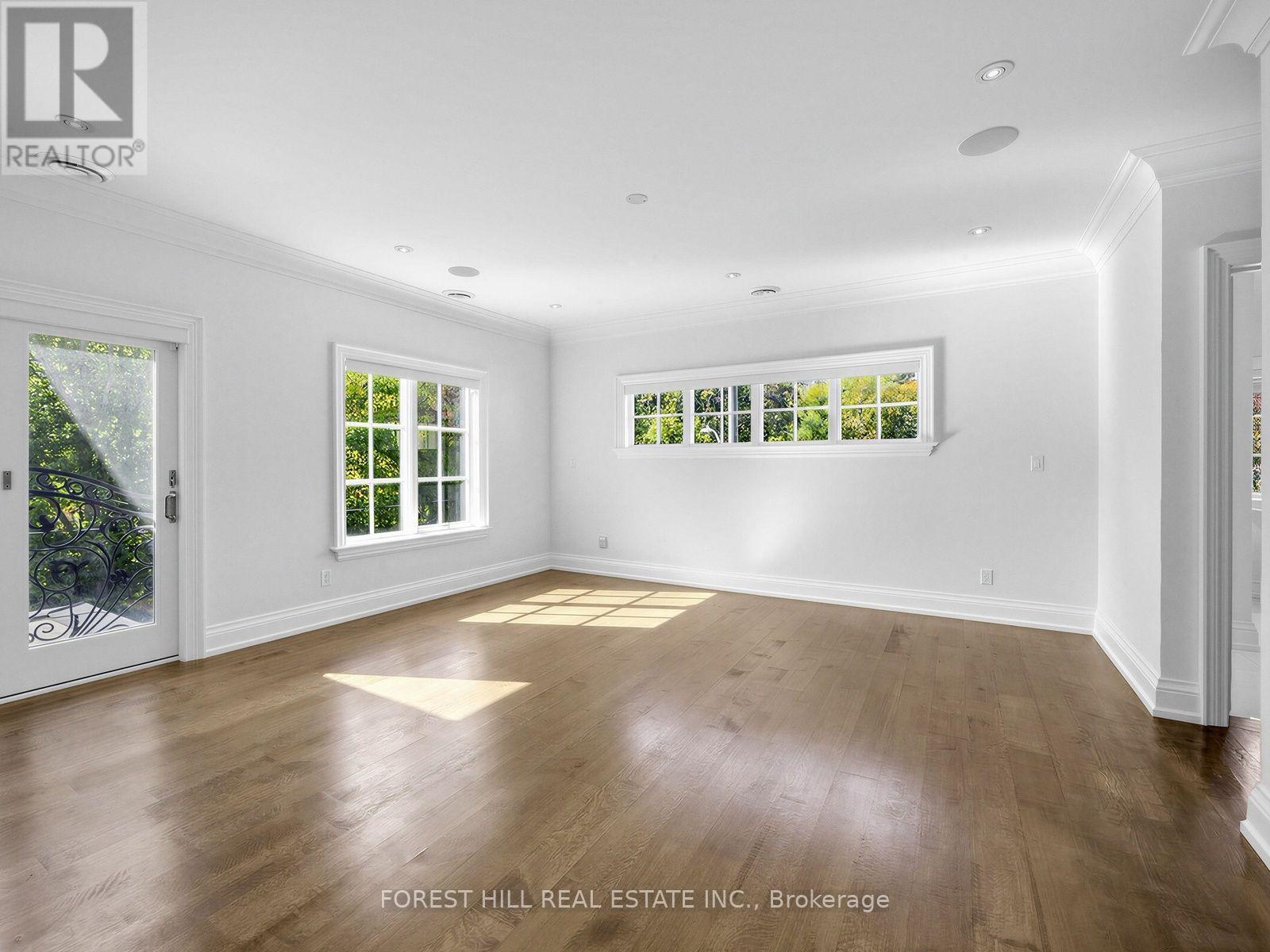 302 Pinehurst Drive West, Oakville, ON photo 20