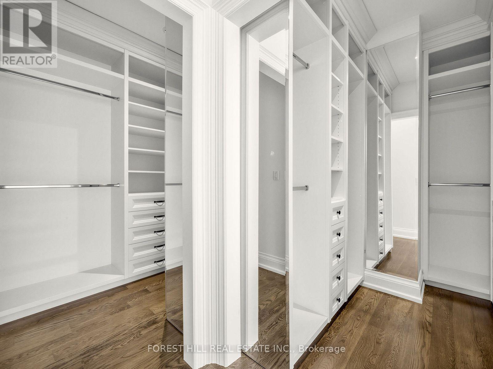 302 Pinehurst Drive West, Oakville, ON photo 35