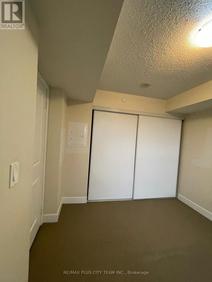 2 Eva Road — photo 13