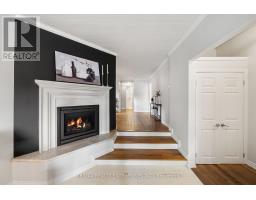 Family room - 1141 Lakeshore Road W, Mississauga, ON L5H1J3 Photo 7