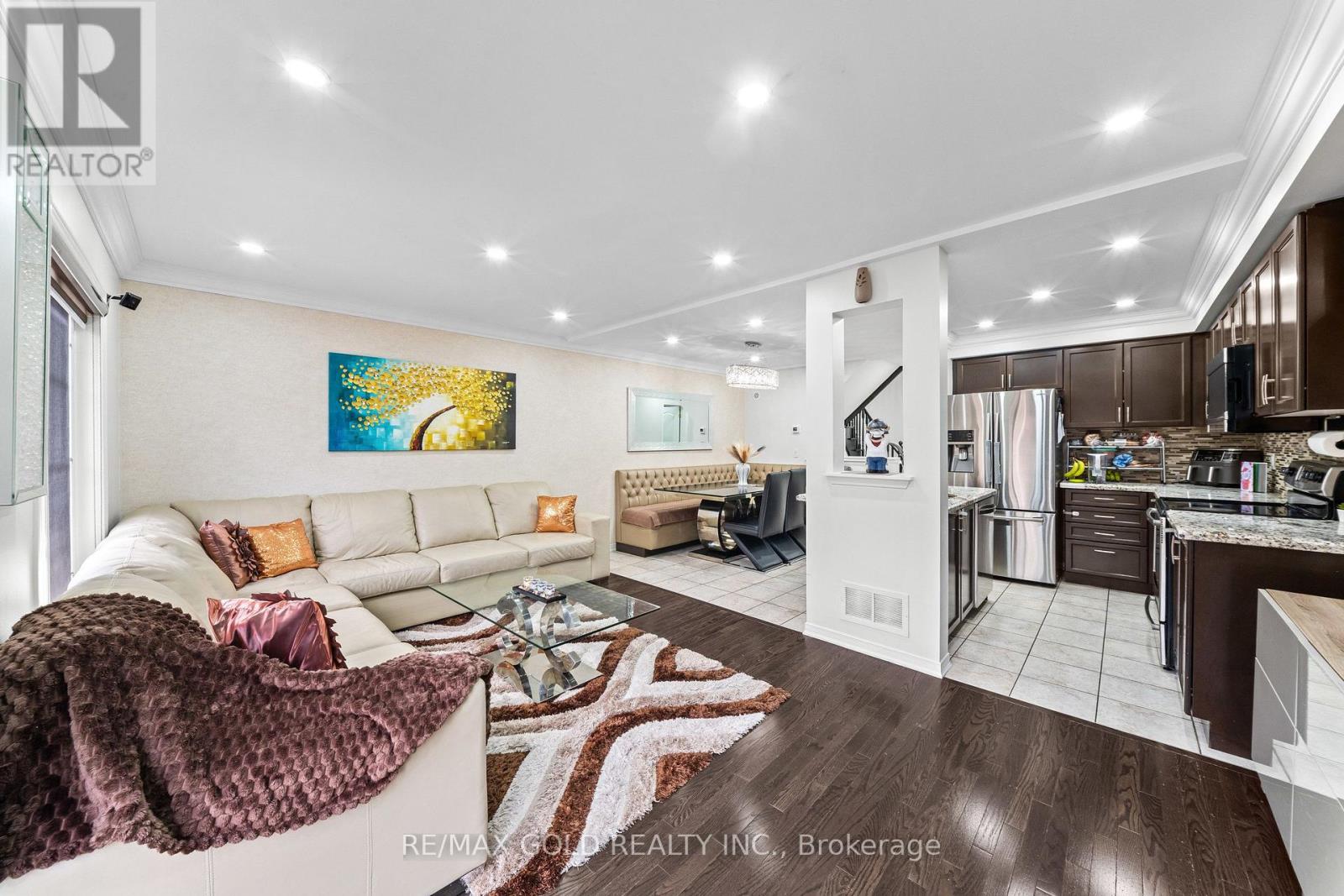 35 Davenhill Road, Brampton, ON photo 7