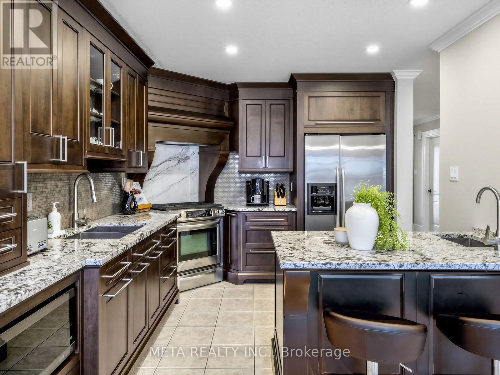 4 Murray Court — photo 13