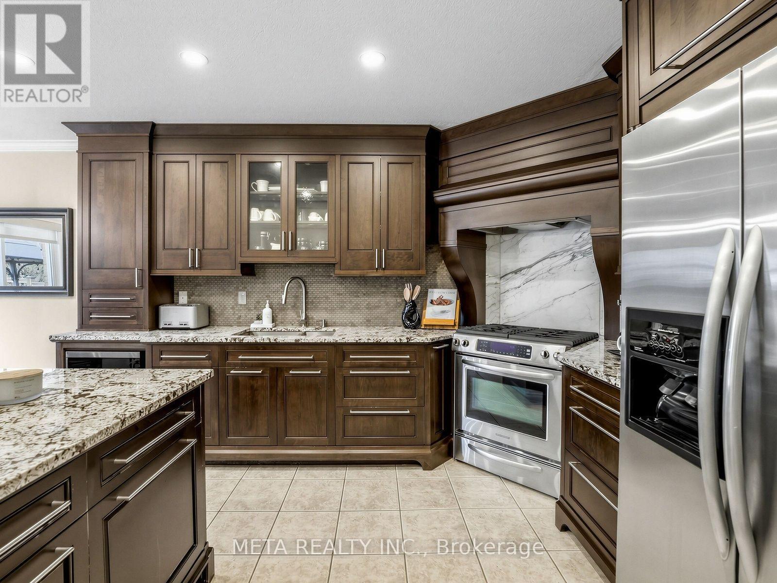 4 Murray Court — photo 15