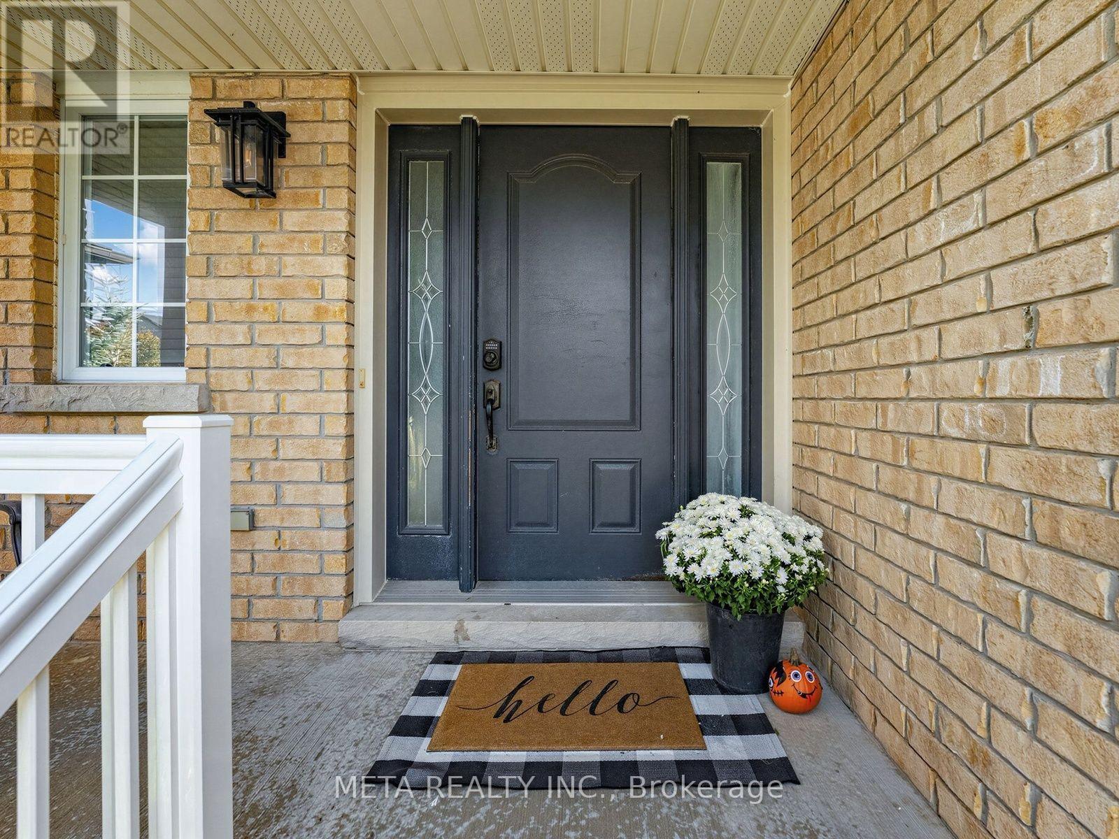 4 MURRAY COURT, Orangeville — photo 2