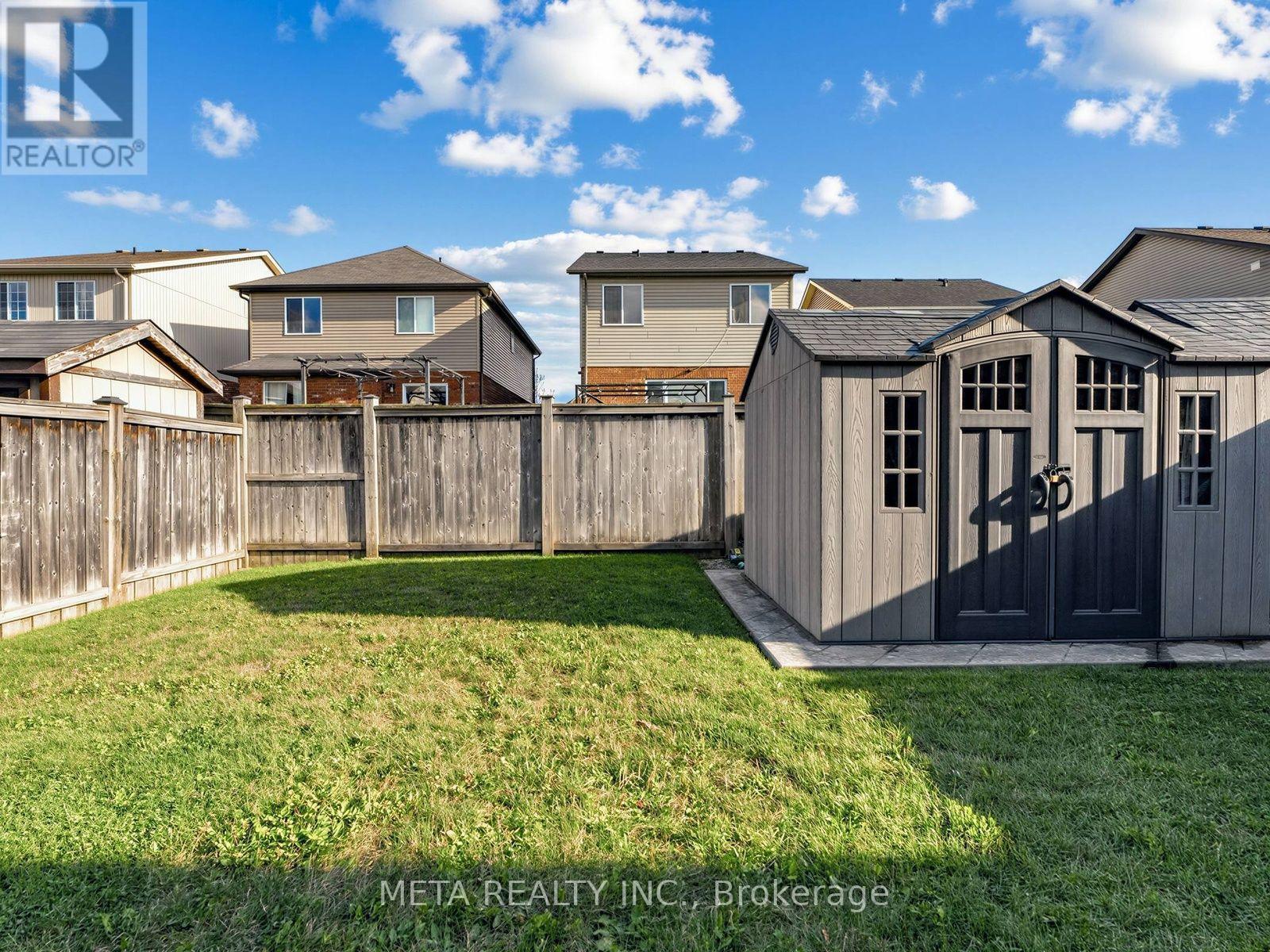 4 Murray Court — photo 35
