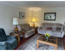 8092 Forbes Street, Mission, BC V2V6L6 Photo 6
