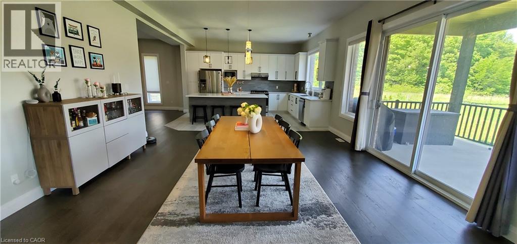819 Sundrops Court — photo 17