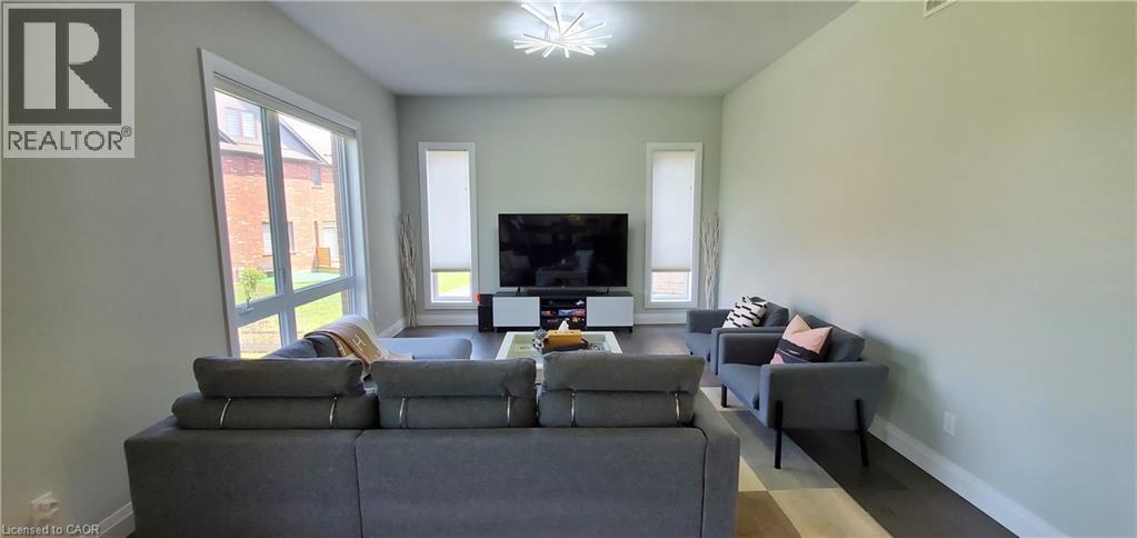 819 Sundrops Court — photo 19