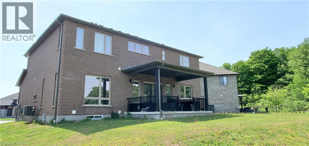 819 Sundrops Court — photo 47