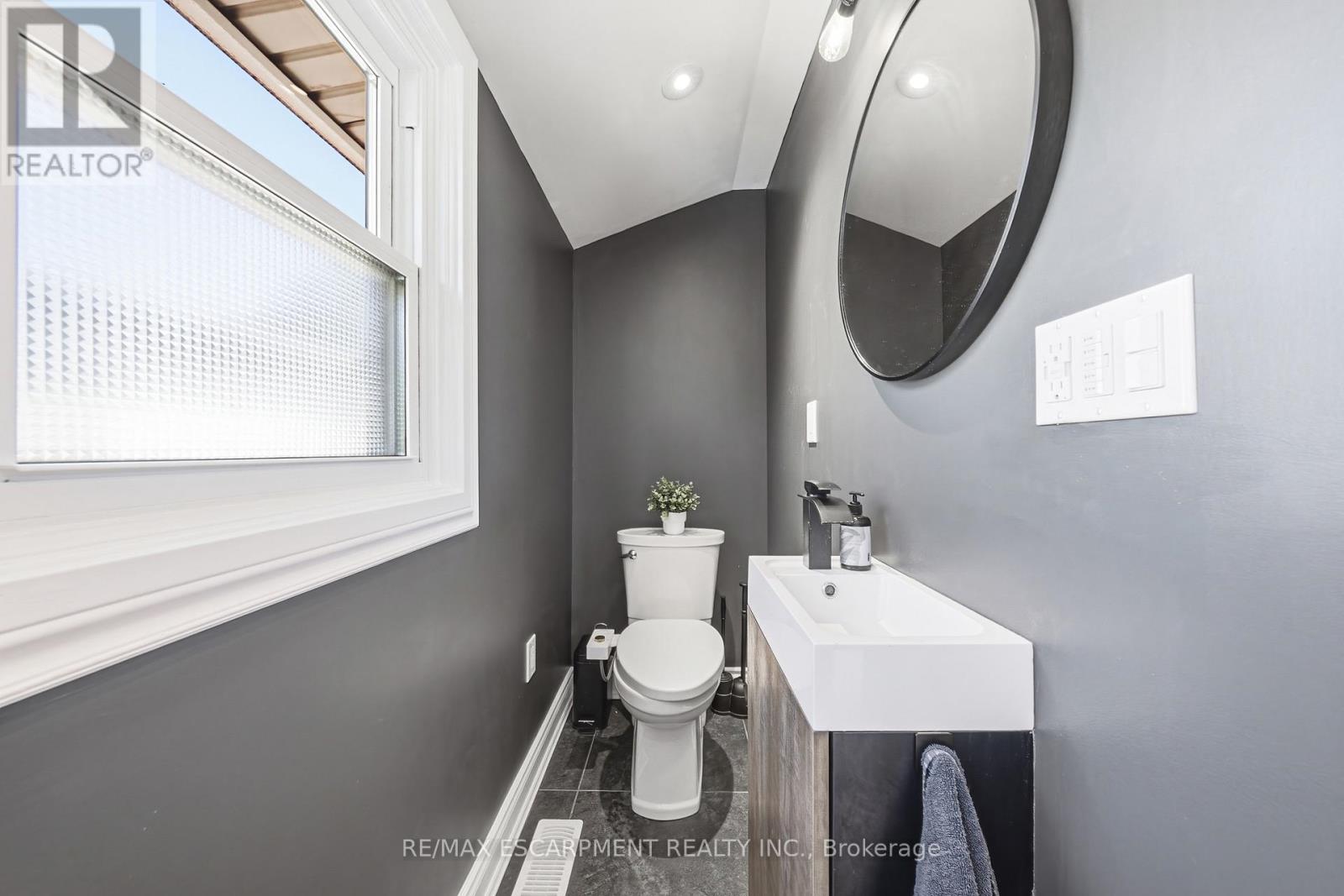 255 Weir Street North, Hamilton, ON photo 23