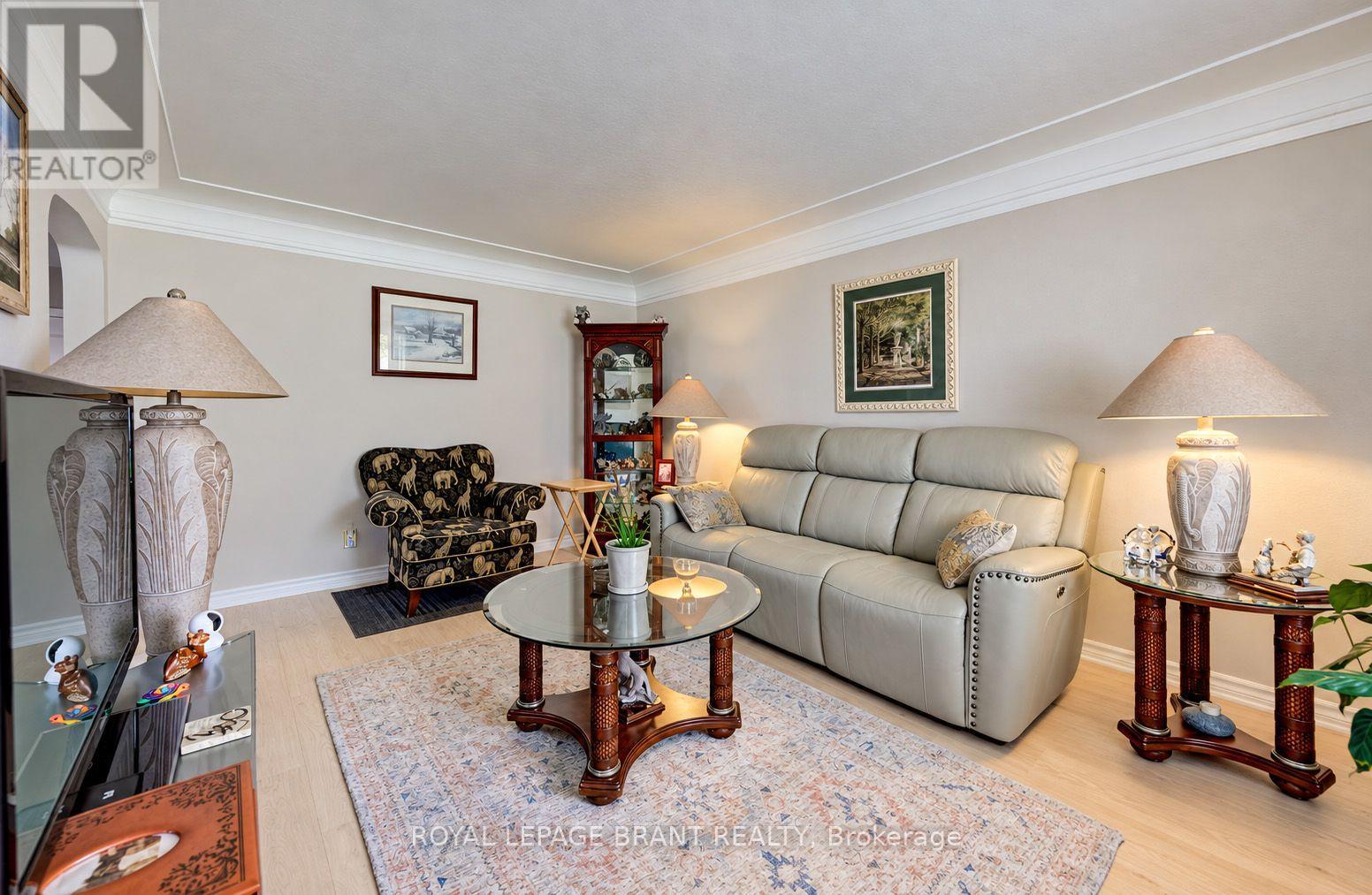 582 Grand Valley Drive, Cambridge, ON photo 7