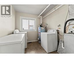 1351 Central, Windsor, ON N8Y3V3 Photo 11